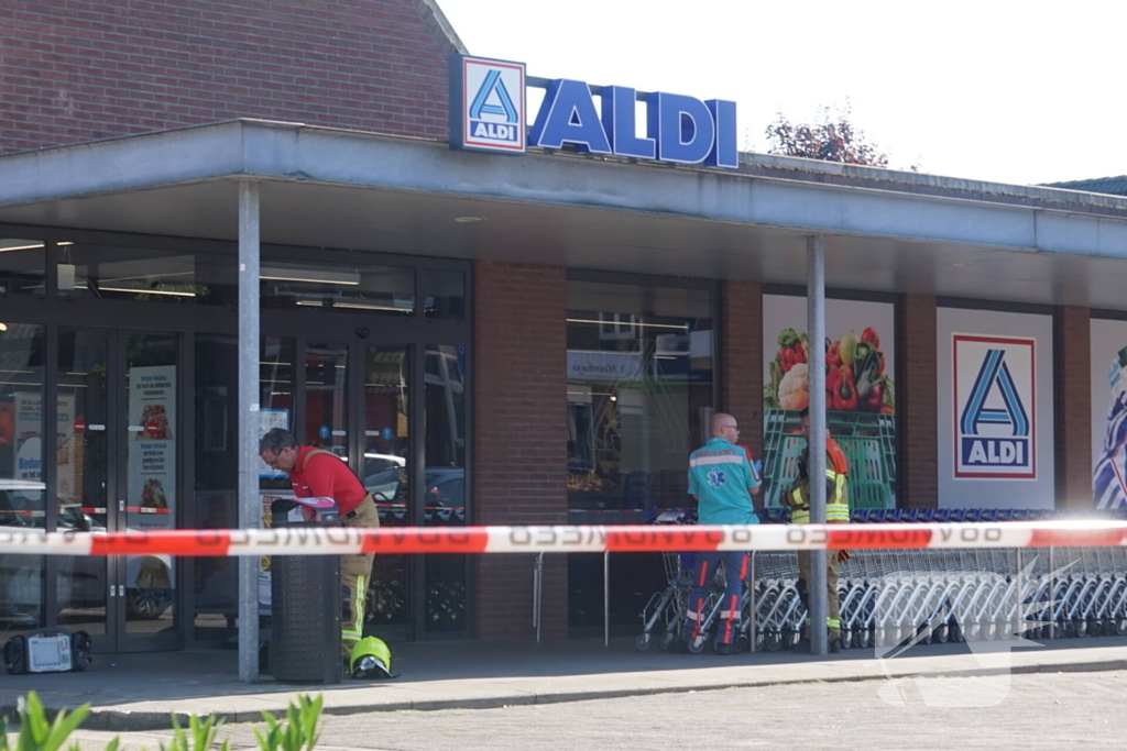 Supermarkt ontruimd na meldingen van duizeligheid en misselijkheid