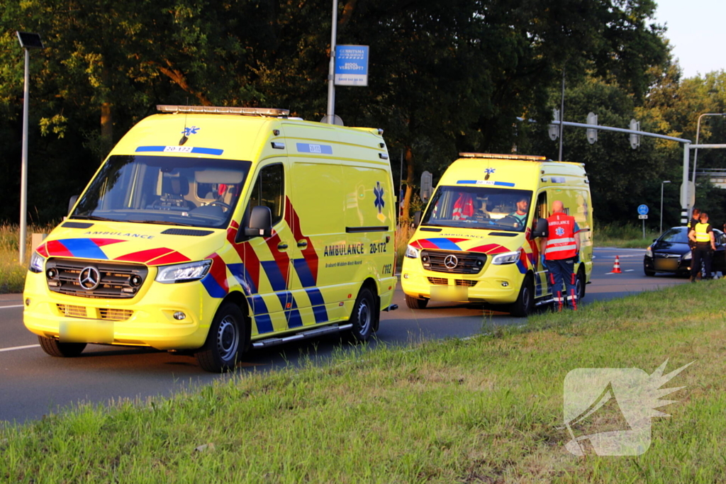 Gewonde bij botsing tussen auto's