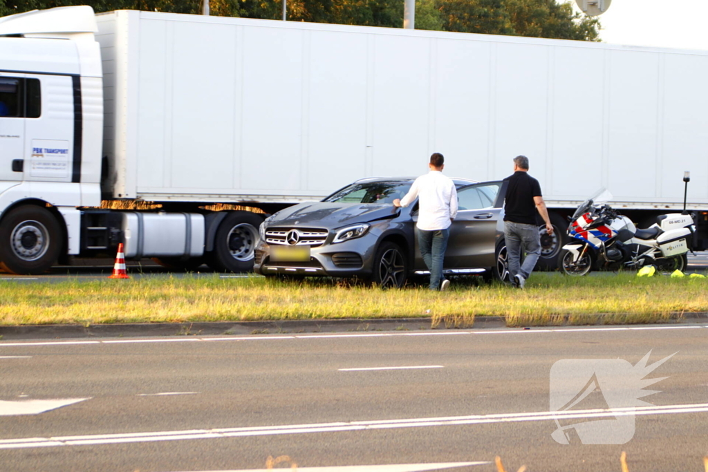 Gewonde bij botsing tussen auto's