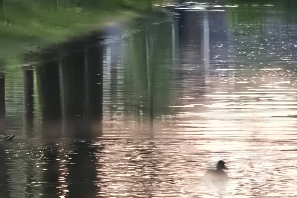 Straat afgesloten wegens grote waterlekkage