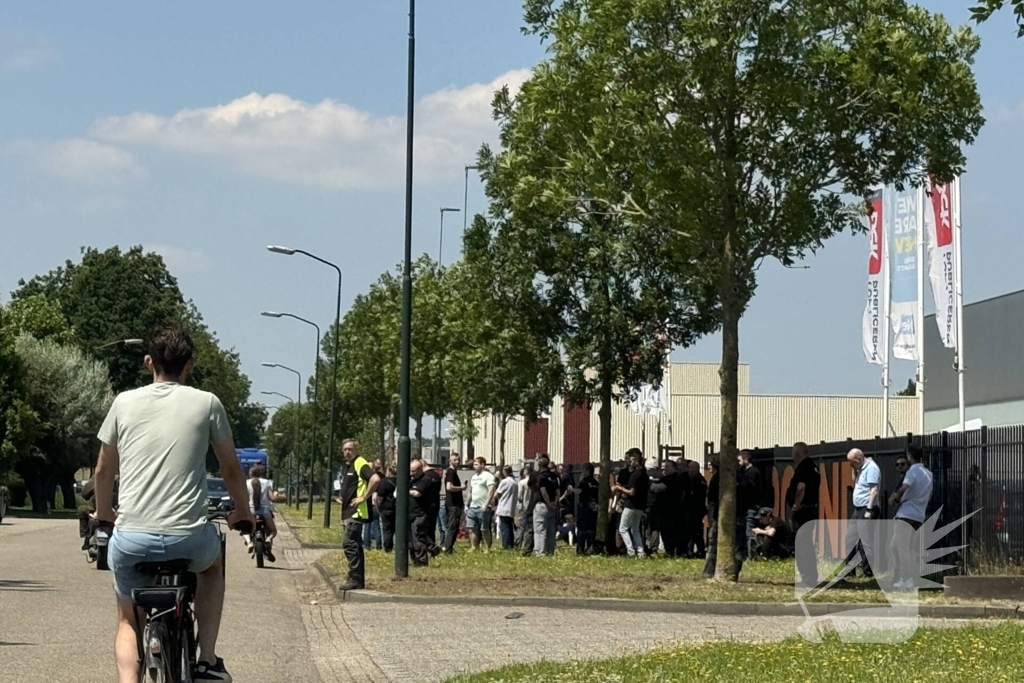 Fabriek ontruimd vanwege brand