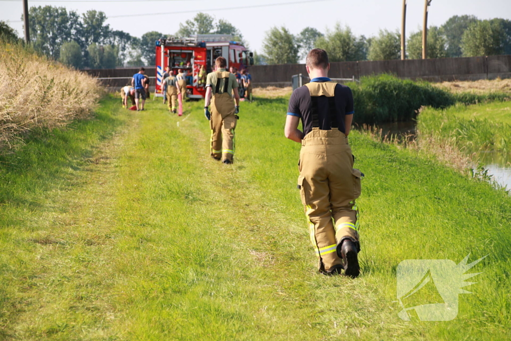 Middelbrand na bermbrand langs spoor