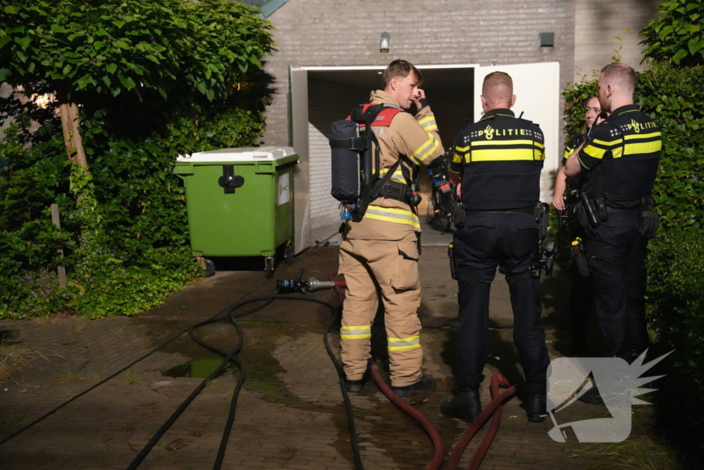 Nachtelijke brand in schuur naast woning