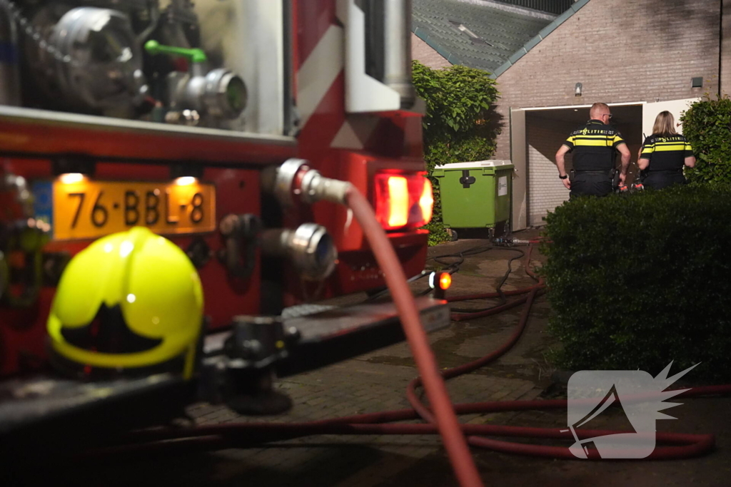 Nachtelijke brand in schuur naast woning