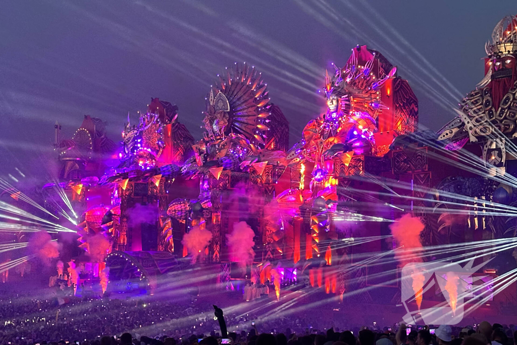 Forse brand op mainstage Defqon 1 festival