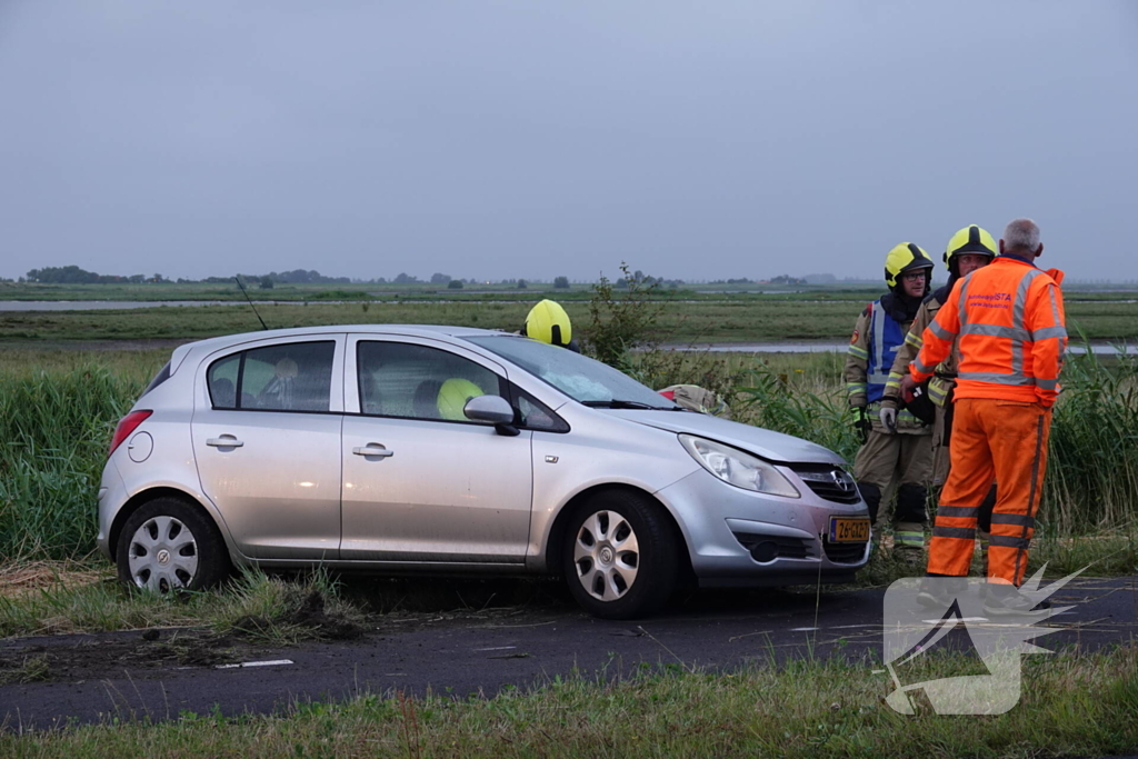 Persoon gewond bij flinke botsing