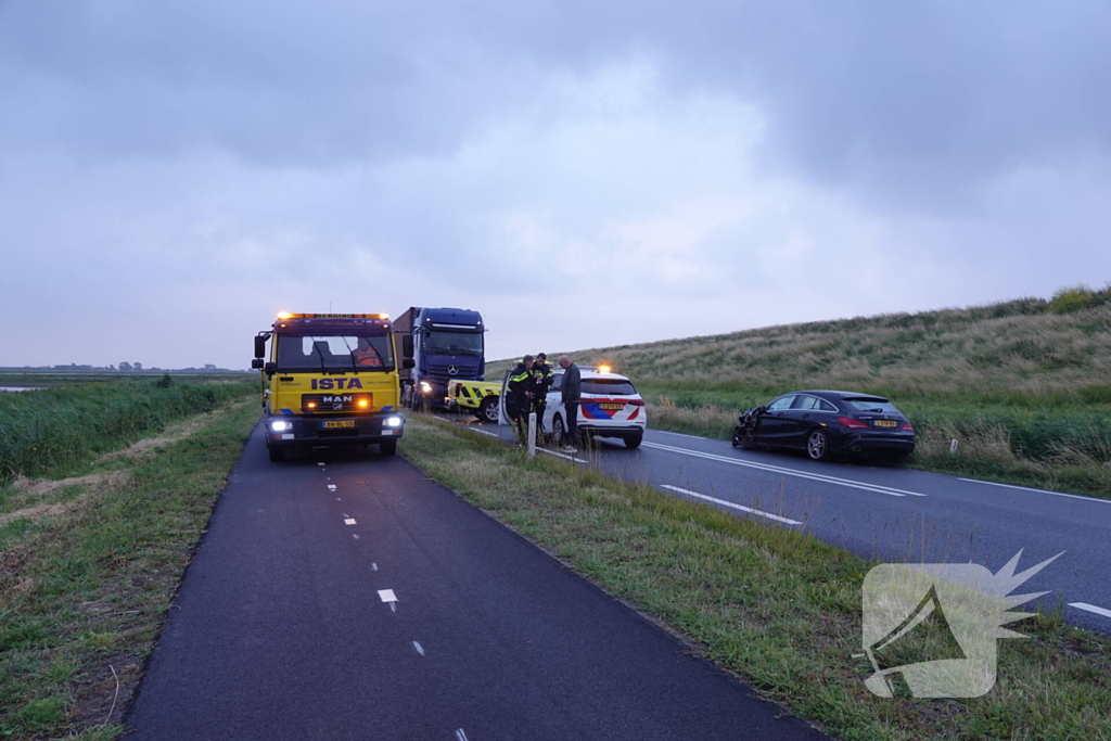 Persoon gewond bij flinke botsing