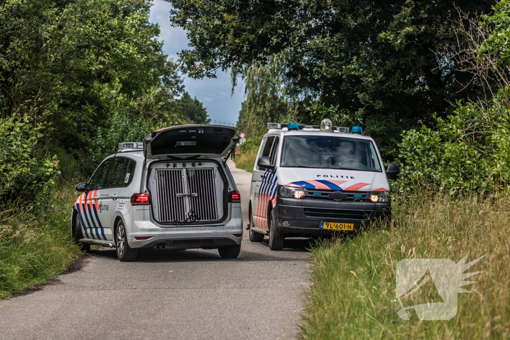 Politie helikopter ingezet bij zoektocht naar inbreker