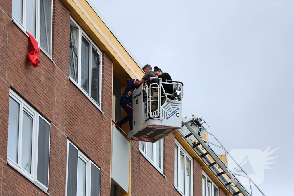 Vrouw doodgestoken in trappenhuis