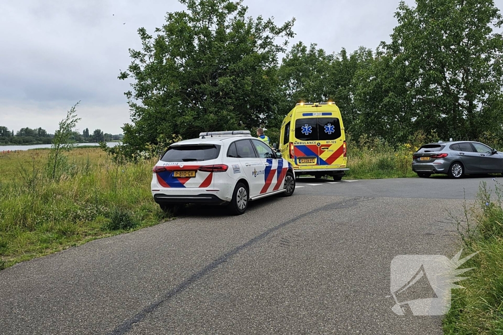 Politie haalt stoffelijk overschot uit Neder-Rijn