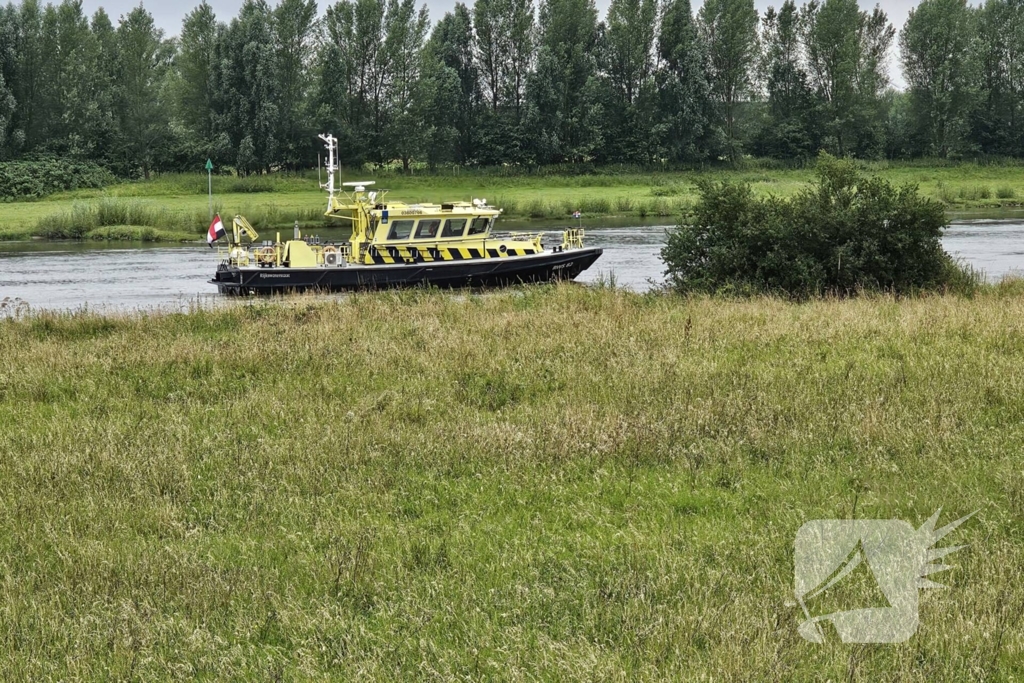 Politie haalt stoffelijk overschot uit Neder-Rijn