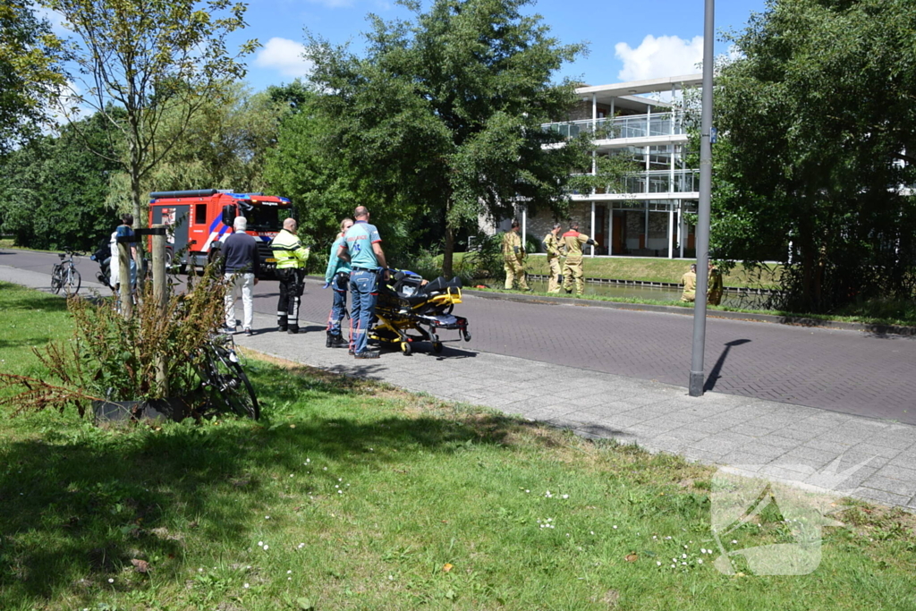 Brandweer doorzoekt water na aangetroffen fiets