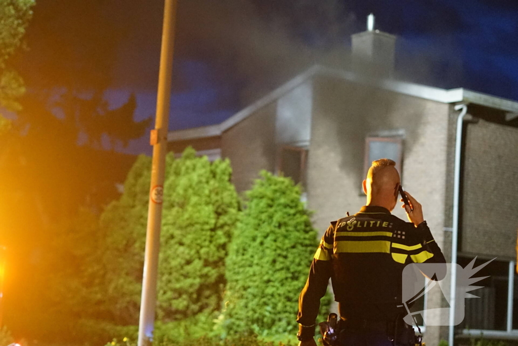 Brandweer blust brand woning van wethouder Faouzi Achbar