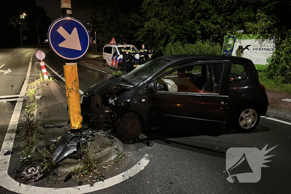 Inzittenden gaan er na auto-ongeluk vandoor