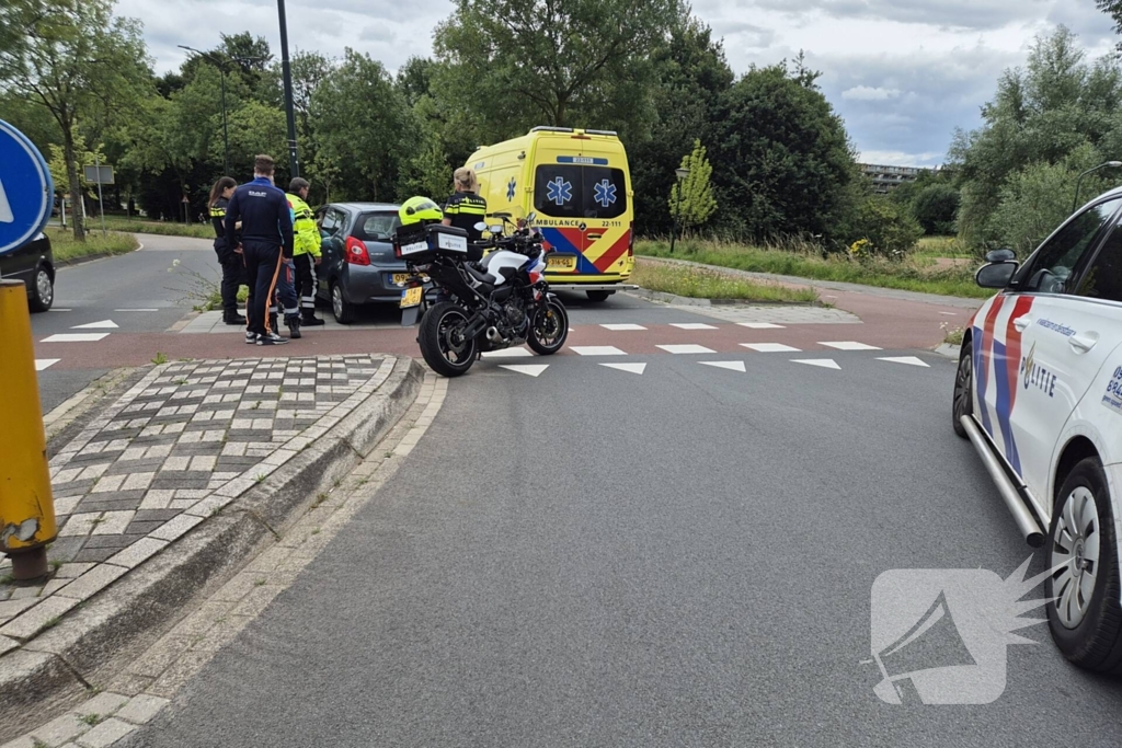 Twee gewonden bij eenzijdige aanrijding