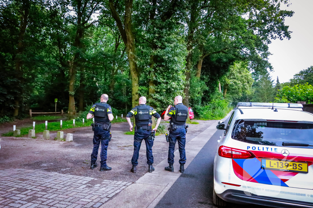 Politie lost schoten bij zoektocht naar voortvluchtige verdachte