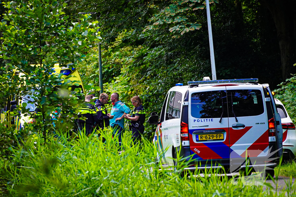 Traumahelikopter ingezet voor persoon te water