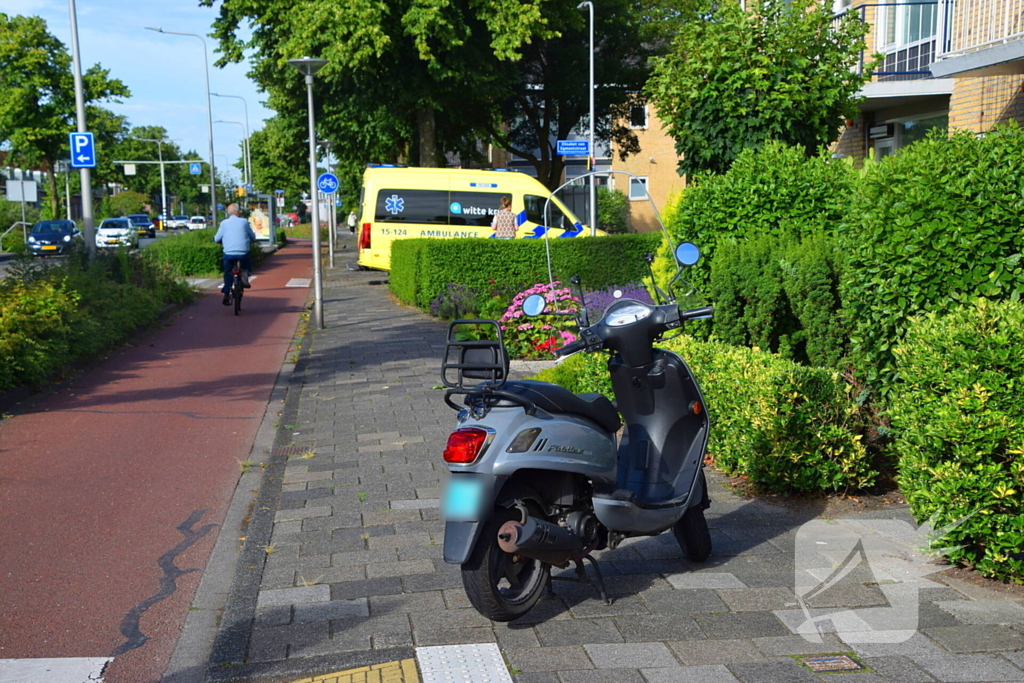 Scooterrijder gewond na verkeersongeval