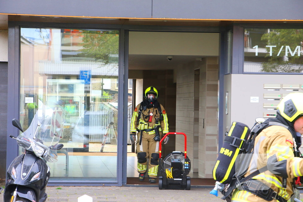 Brandlucht door smeulende accu in scootmobiel