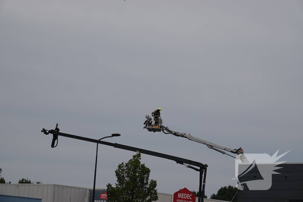 Deel van stad zonder stroom na brand in verdeelstation