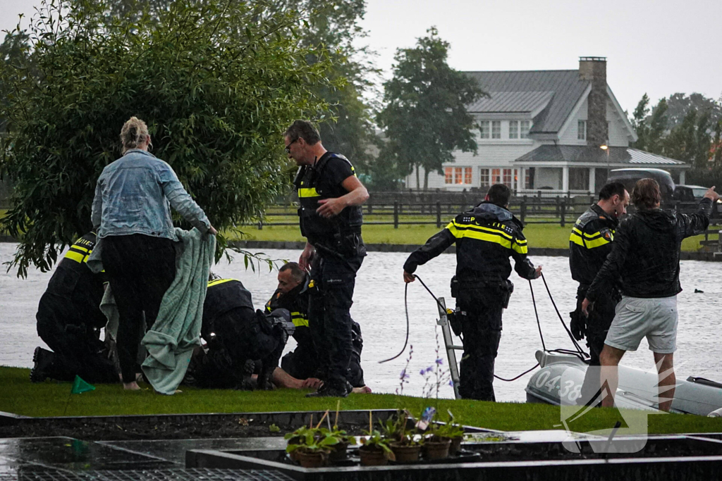 Zoektocht naar persoon te water