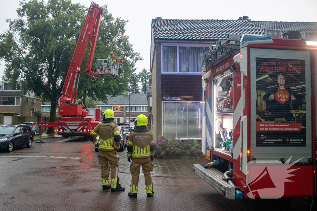 Bliksem slaat in op zonnepanelen