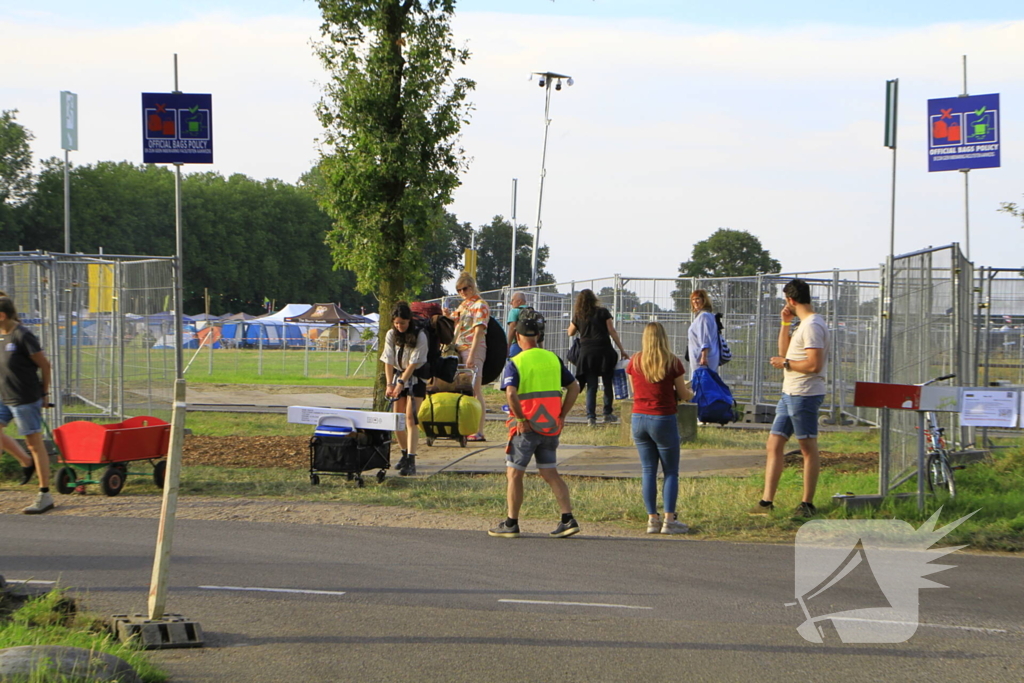 Eerste Bospop festivalgangers arriveren