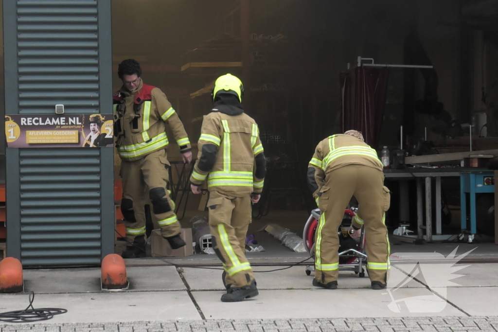 Brand snel geblust in bedrijfspand