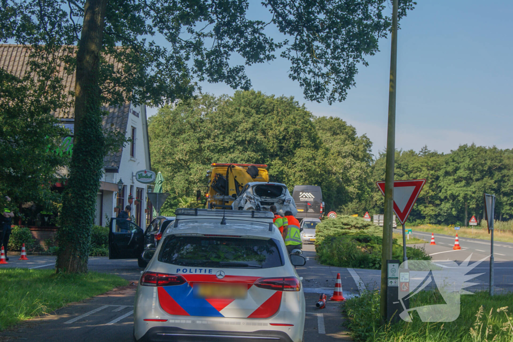 Meerdere voertuigen betrokken bij kettingbotsing