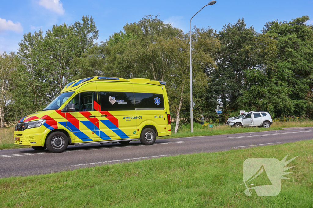 Twee voertuigen botsen met elkaar