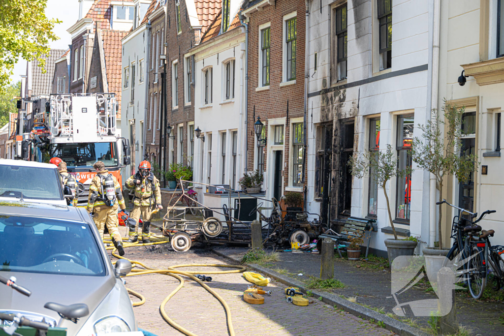 Woning aangetast door voertuigbrand