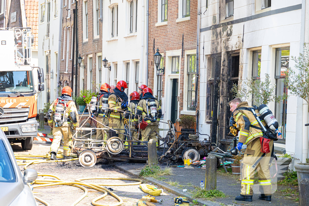 Woning aangetast door voertuigbrand