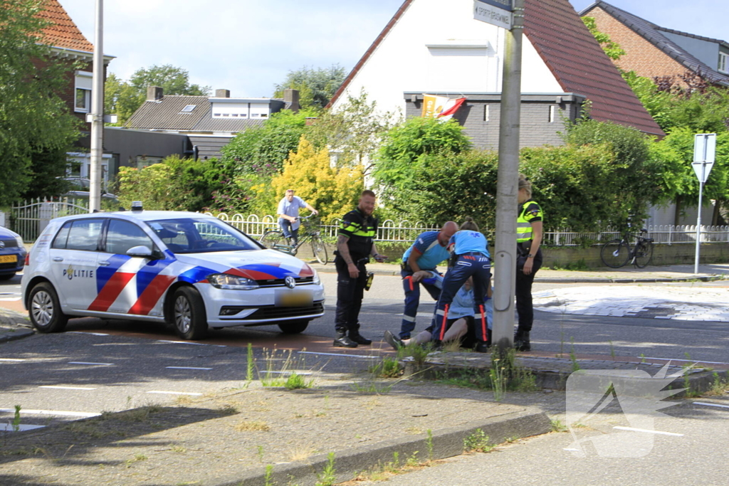 Fietser aangereden op rotonde