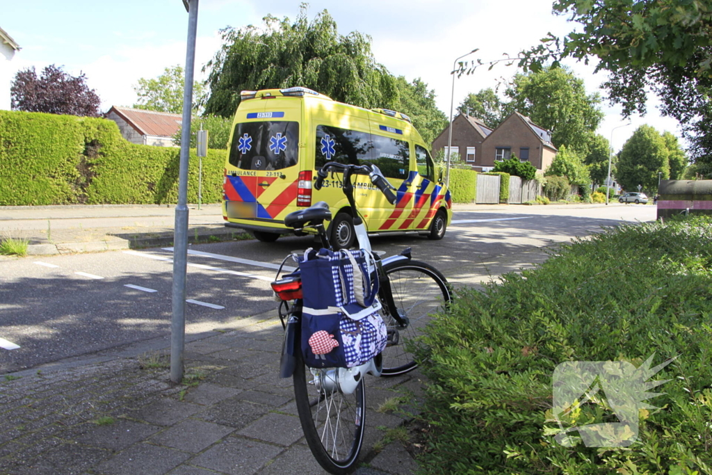 Fietser aangereden op rotonde