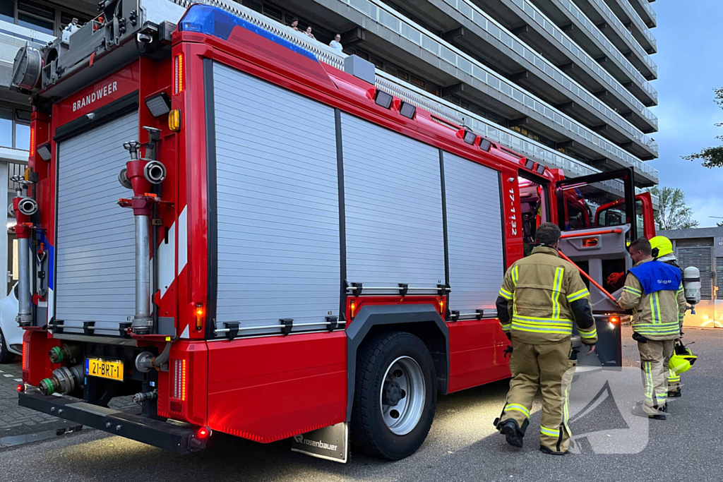 Elektrische fiets in brand op vierde etage