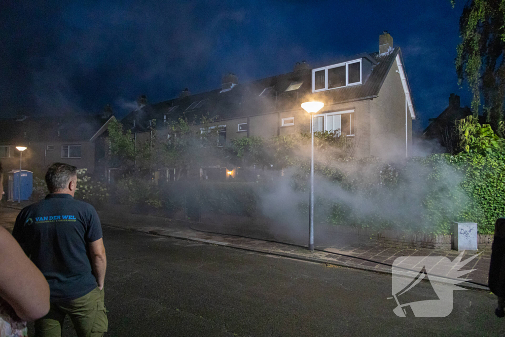 Uitslaande brand in schuur van woning