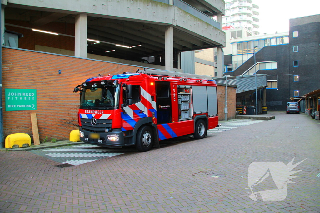 Brandweer ingezet voor vastzittende kraai