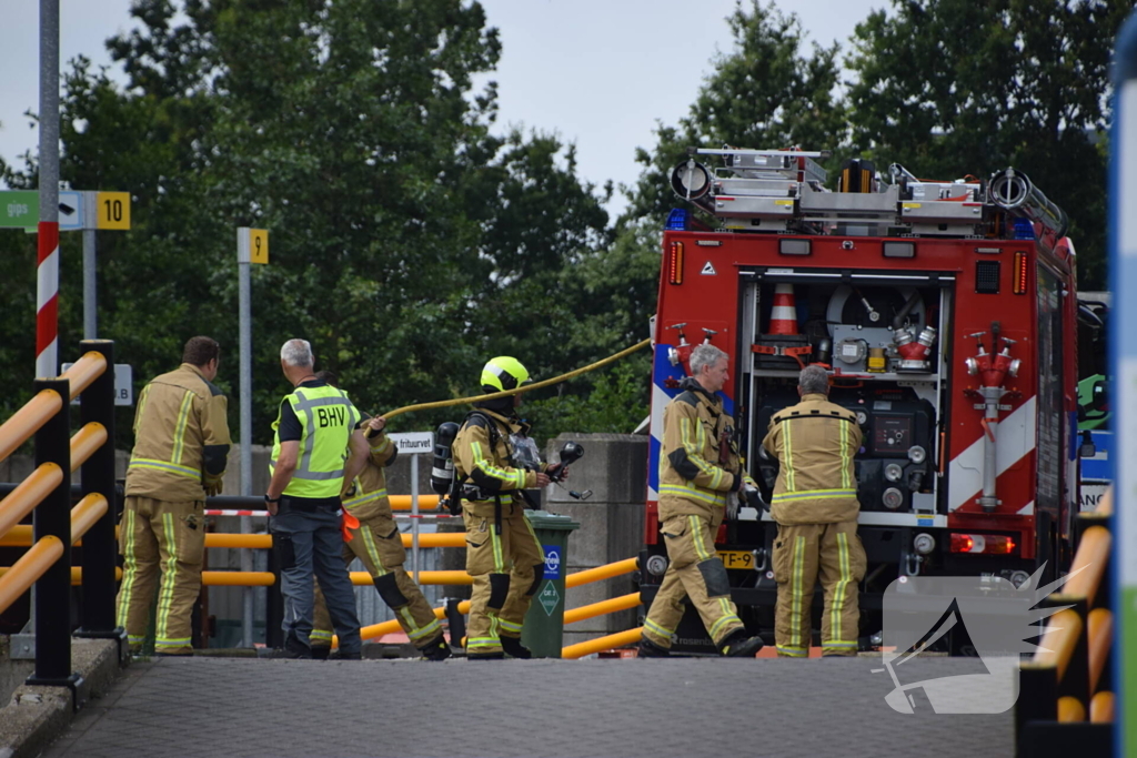 Container in brand bij milieustraat