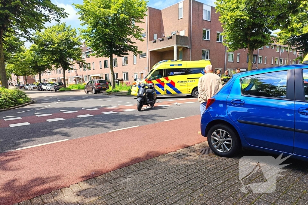 Aanrijding tussen fietser en scooter