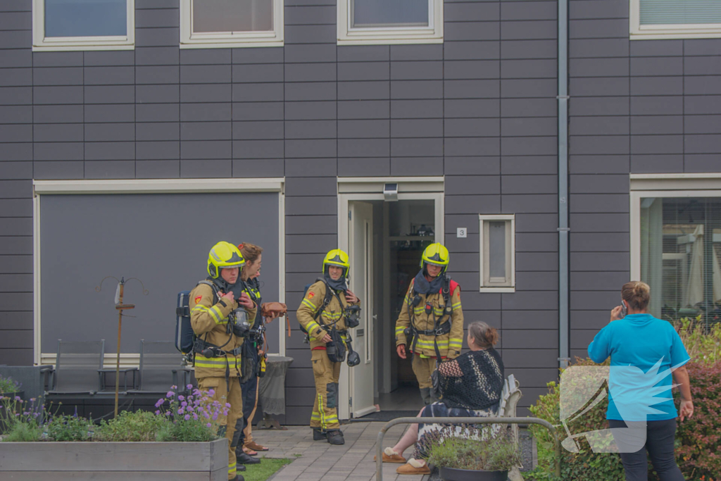 Steekvlam in keuken, buurman blust