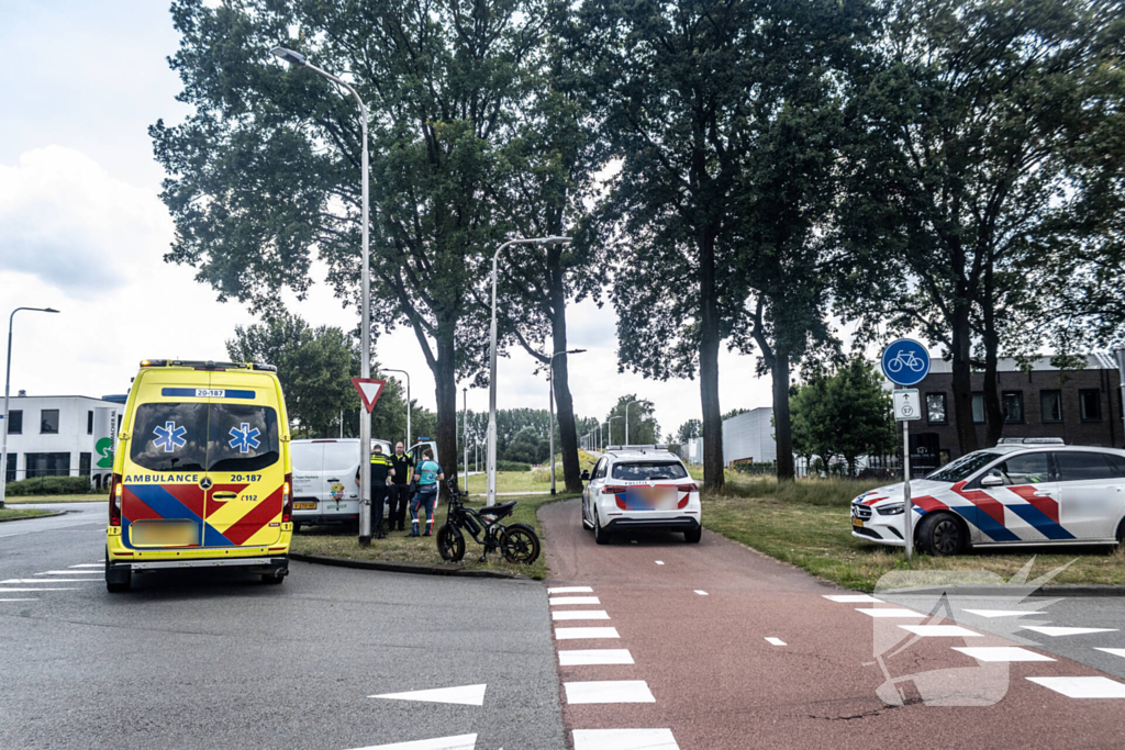 Fatbiker aangereden door bestuurder bestelbus