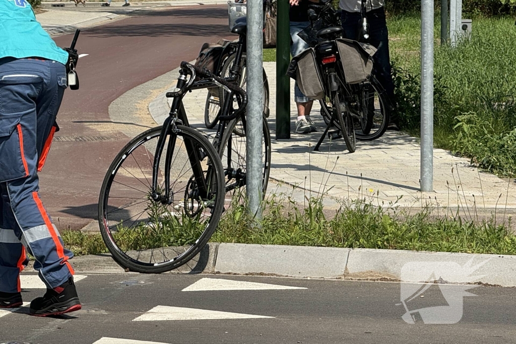 Wielrenner komt hard ten val, traumateam opgeroepen