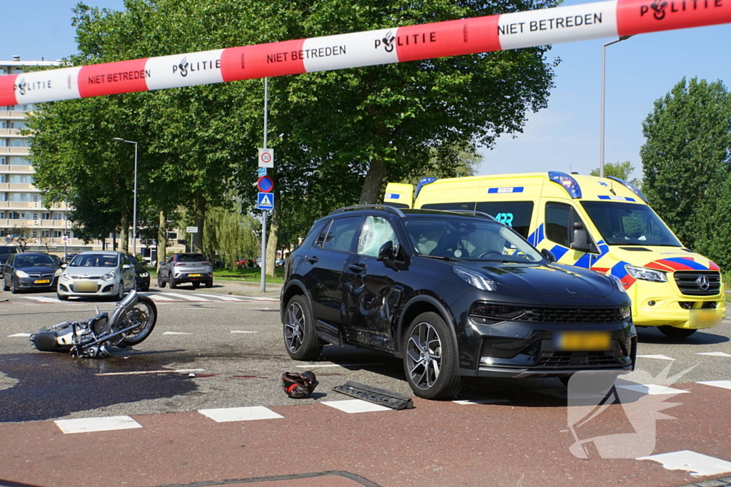 Motorrijder gewond na ongeval met auto