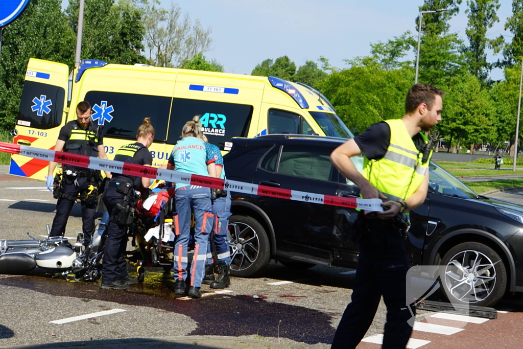 Motorrijder gewond na ongeval met auto