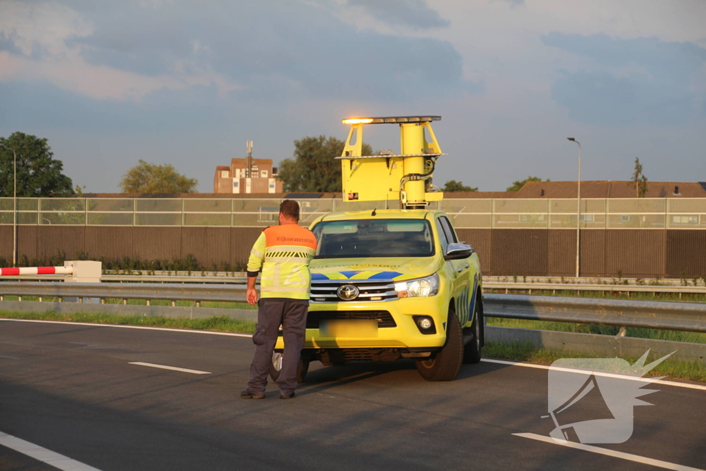 Motorrijder gewond na valpartij, weg afgesloten