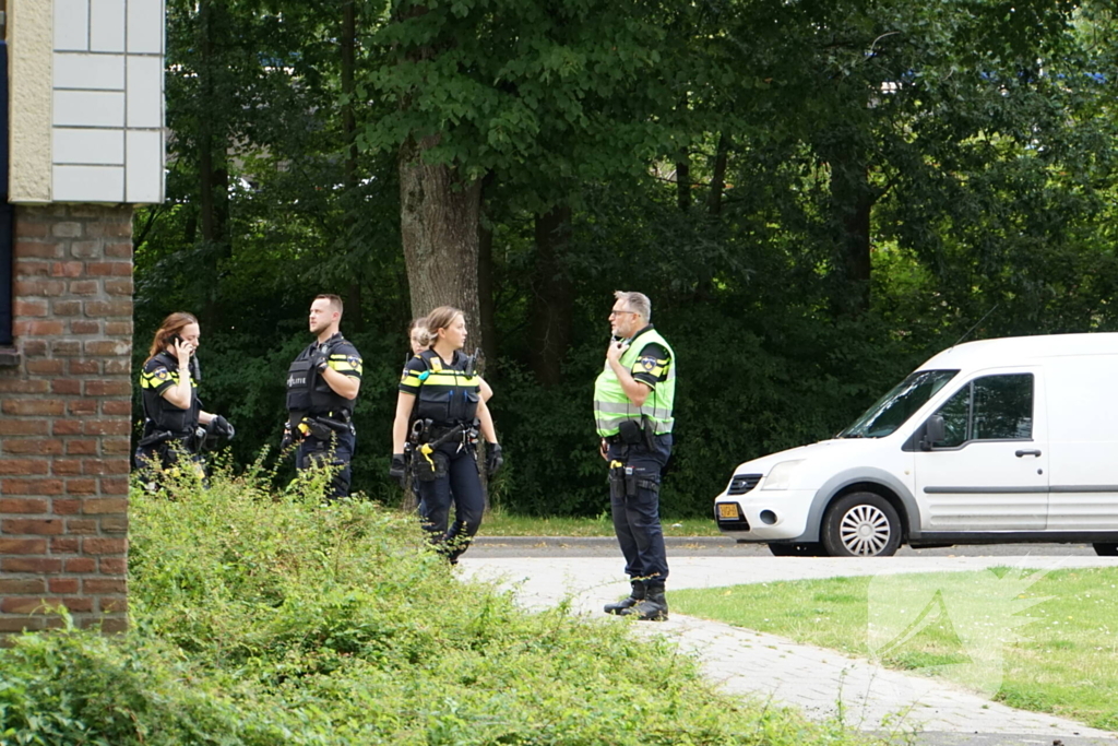 Persoon gewond bij melding steekincident