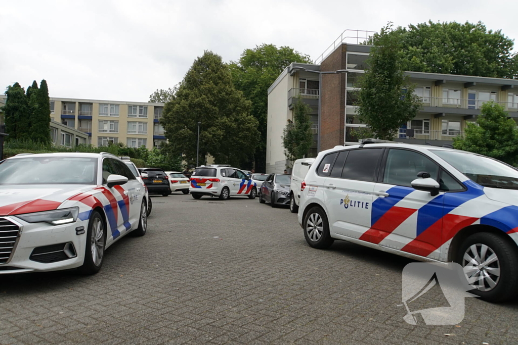 Persoon gewond bij melding steekincident