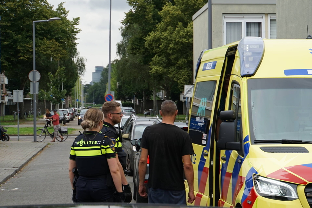 Persoon gewond bij melding steekincident