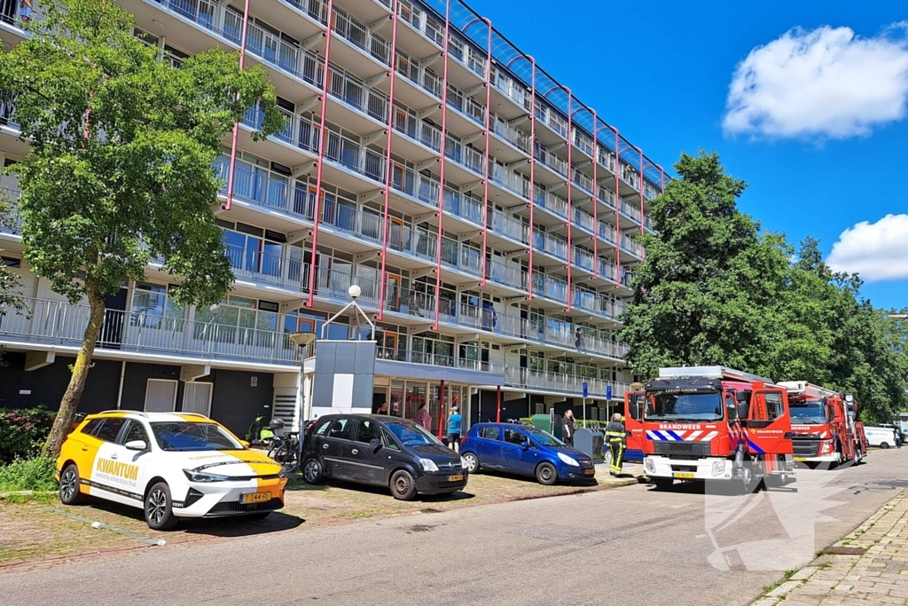 Hulpdiensten ingezet voor woningbrand