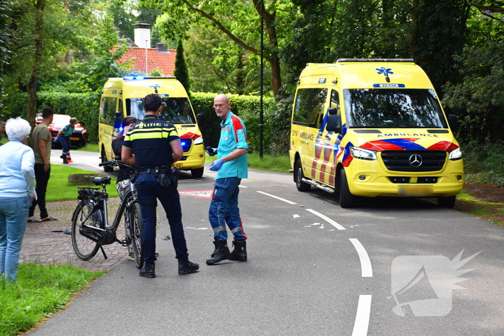 Gewond Persoon naast mountainbike aangetroffen op wegdek